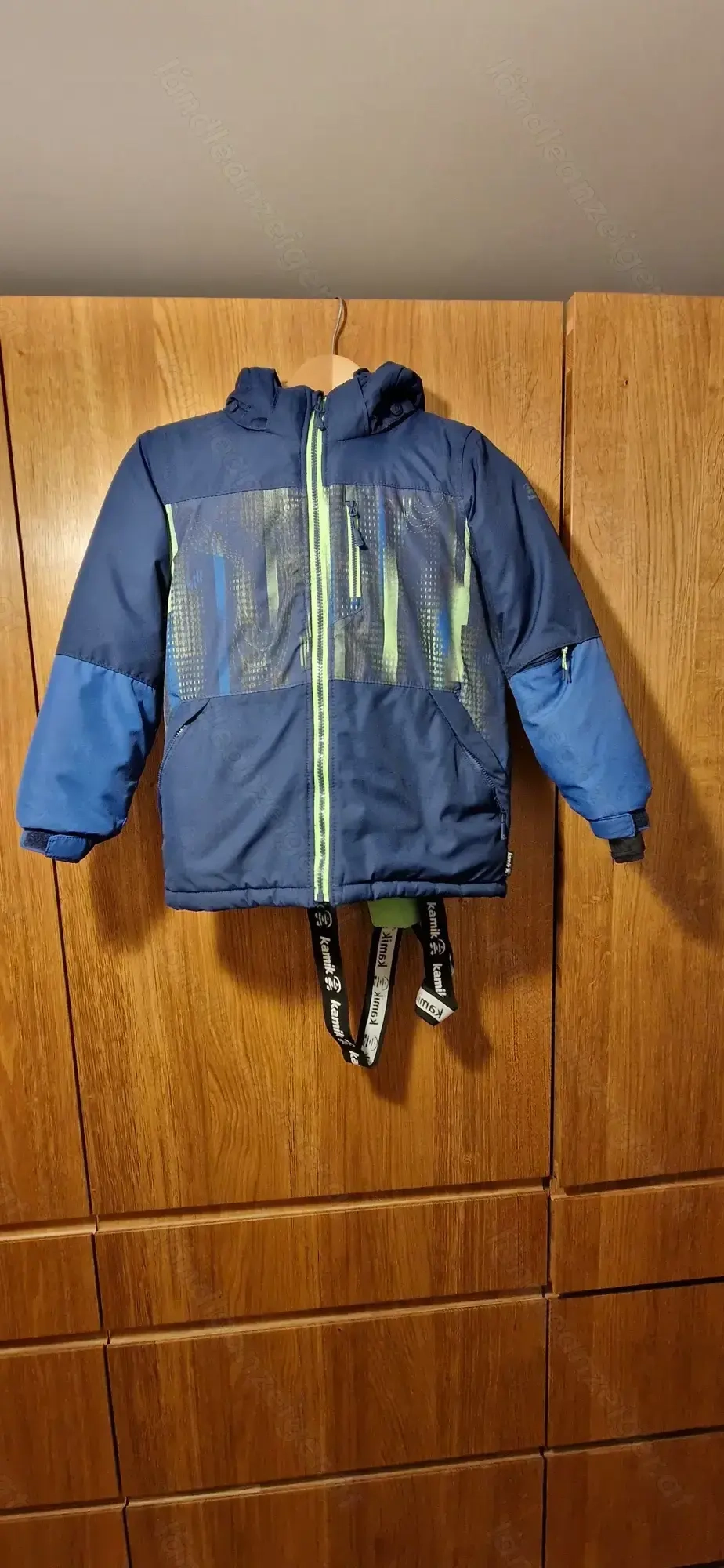 Skijacke und Skihose für Jungen (Größe 128)