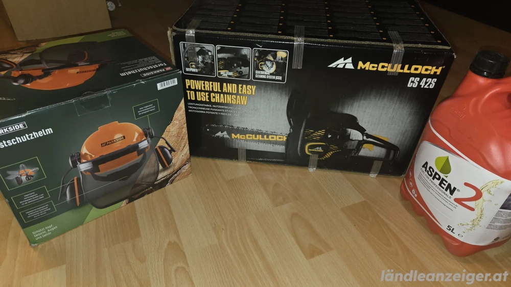 Benzin Motorsäge mit Zubehör - Neuzustand