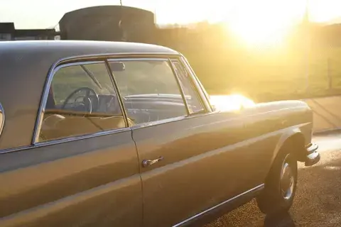 Mercedes 220 SE Coupe