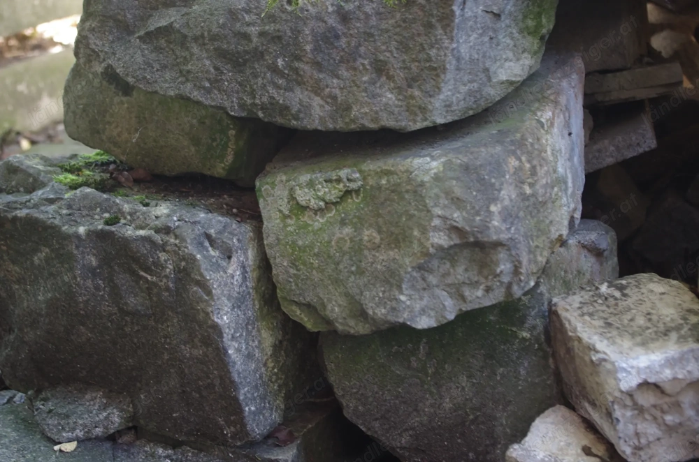 Natursteine Pflatersteine