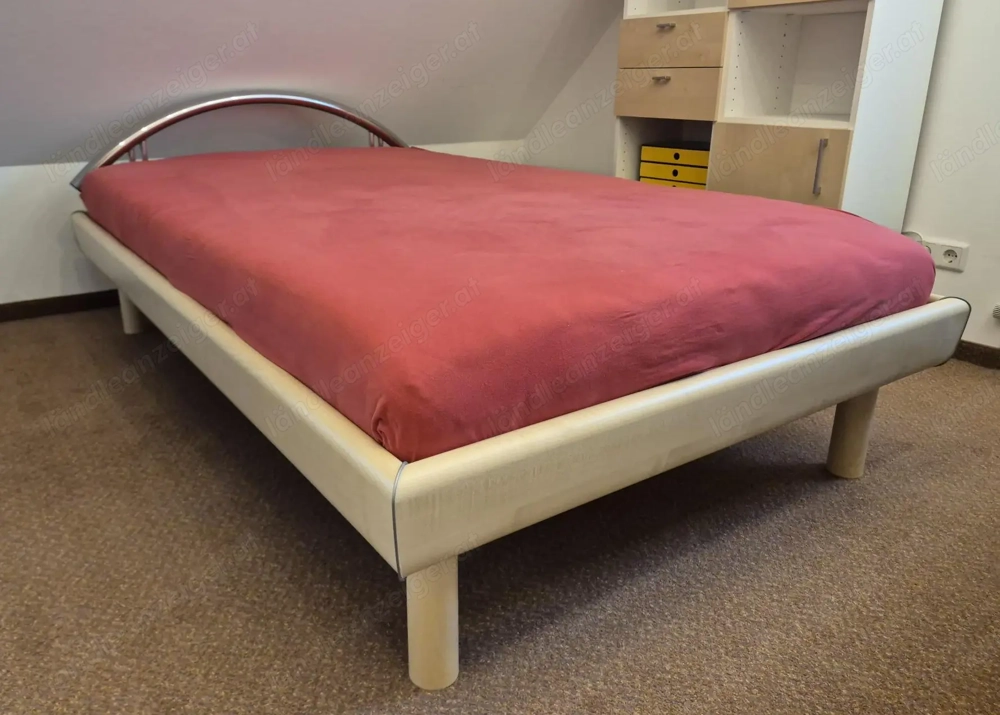 Bettgestell inkl. Lattenrost, Matratze und Matratzenschoner (120 x 200)