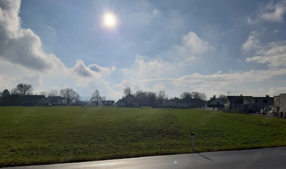 Grundstück mit einer Fläche von 1.000 bis 1.200m2 in bester Lage in Meiningen, auch teilbar