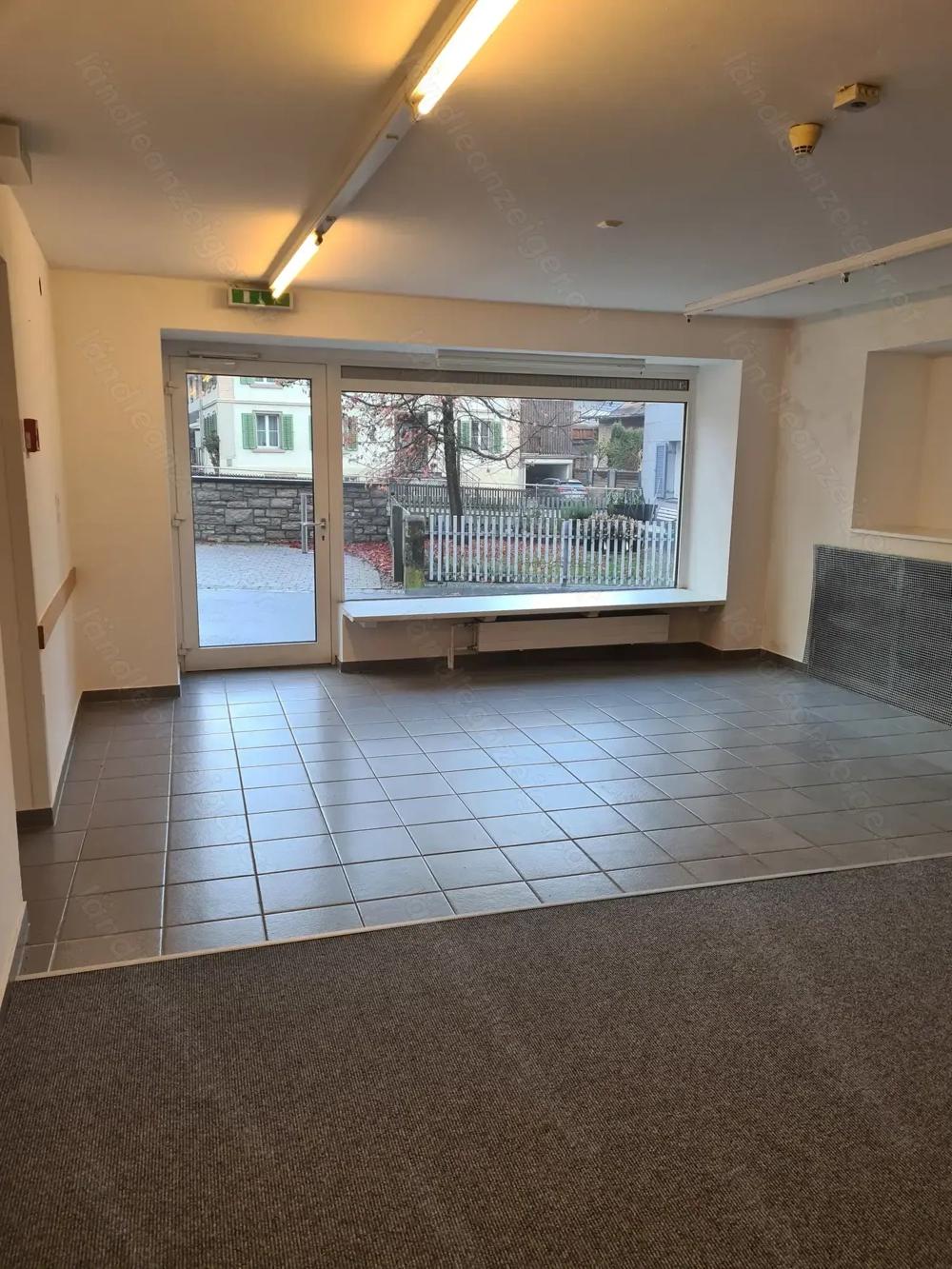 Gewerbefläche (156 m ) Handel, Lager, Sport - viele Verwendungsmöglichkeiten, inmitten von Bürs zu v