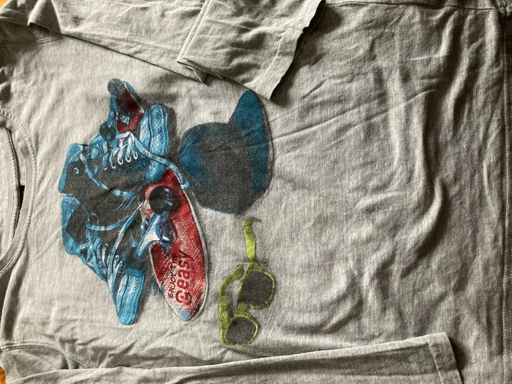 Langarmiges Shirt von Takko Größe 170 mit kleinen Fehler 