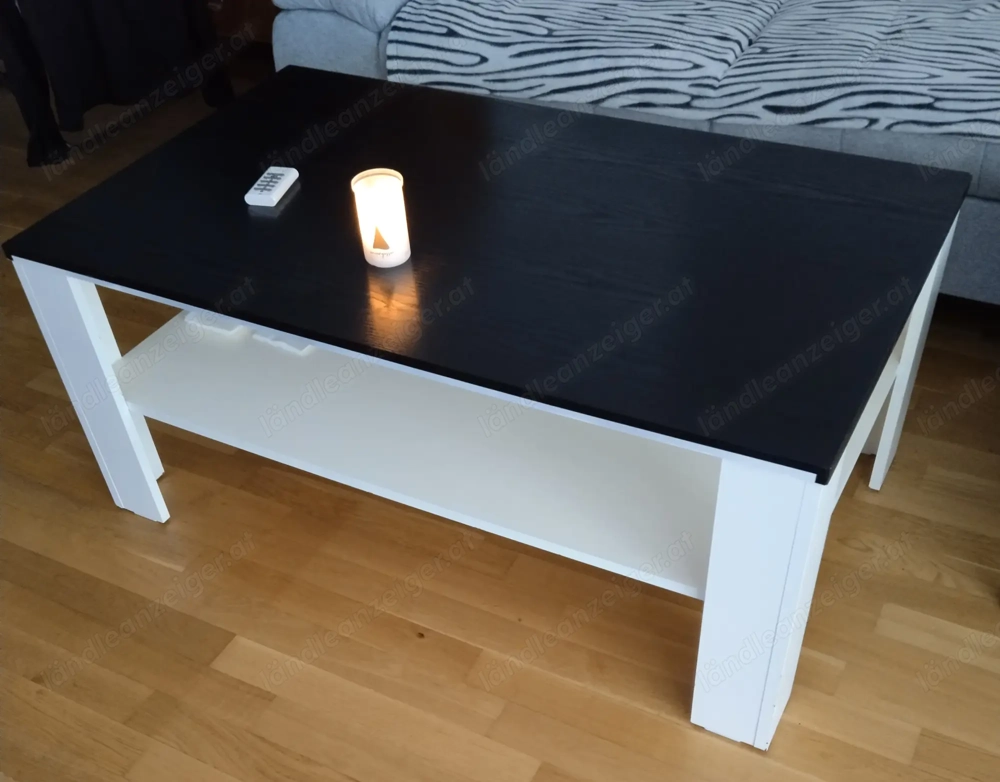 Couchtisch 111x65 cm