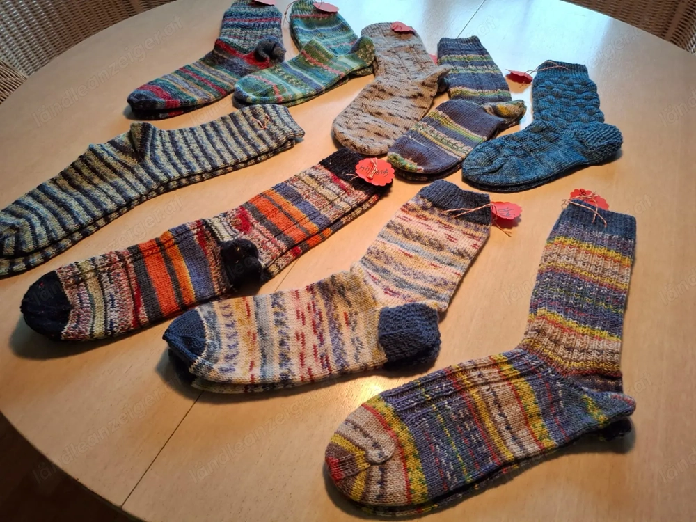 Weihnachtsgeschenk - handgestrickte Socken