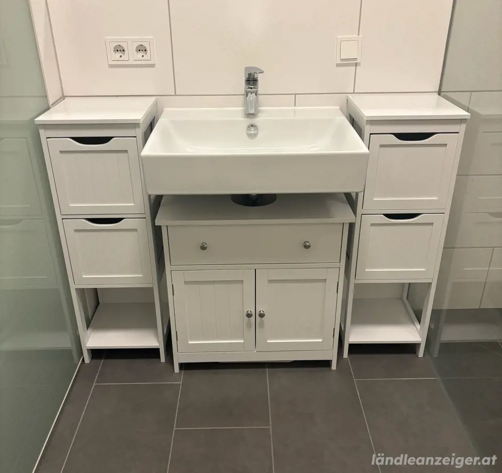 Badezimmermöbel
