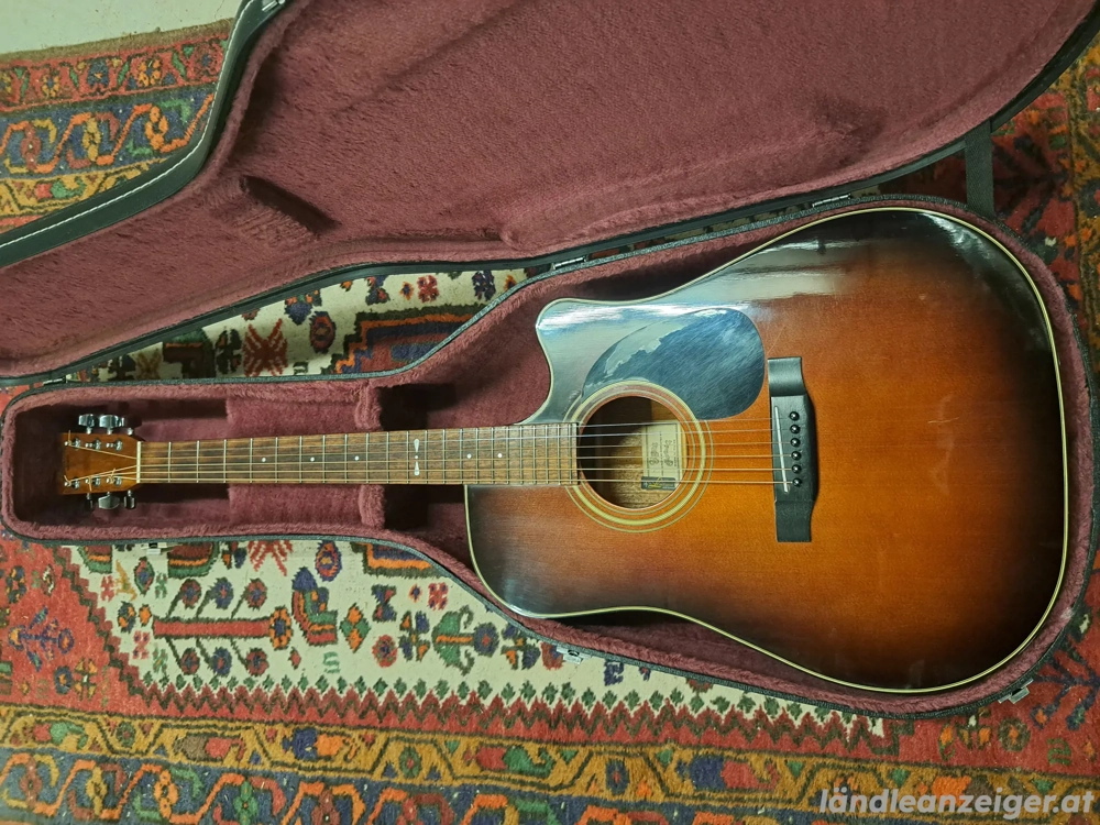 Sigma Martin mit Koffer 