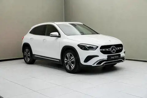 Mercedes-Benz GLA 200 d 4MATIC W-Paket Navi LM ACC KAM SpurW