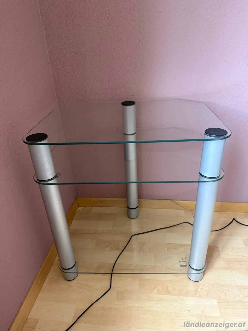 Beistelltisch aus Glas