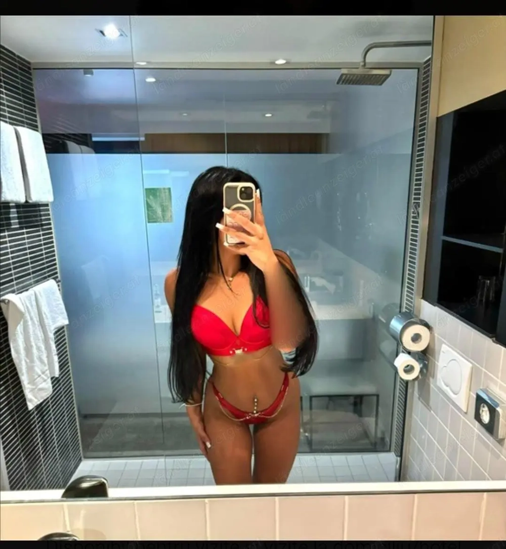 Anastasia 24 yers brunette new here