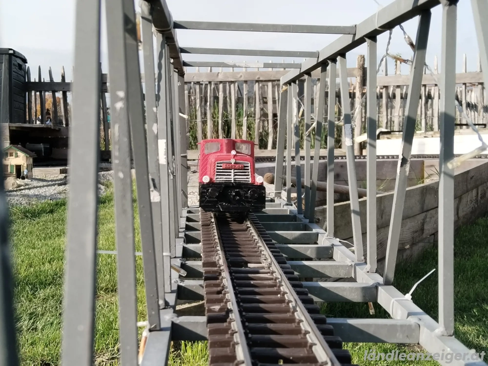 suche div. eisenbahn spur lgb  g