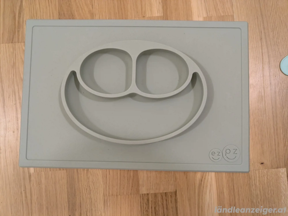 ezpz Happy Mat in graugrün