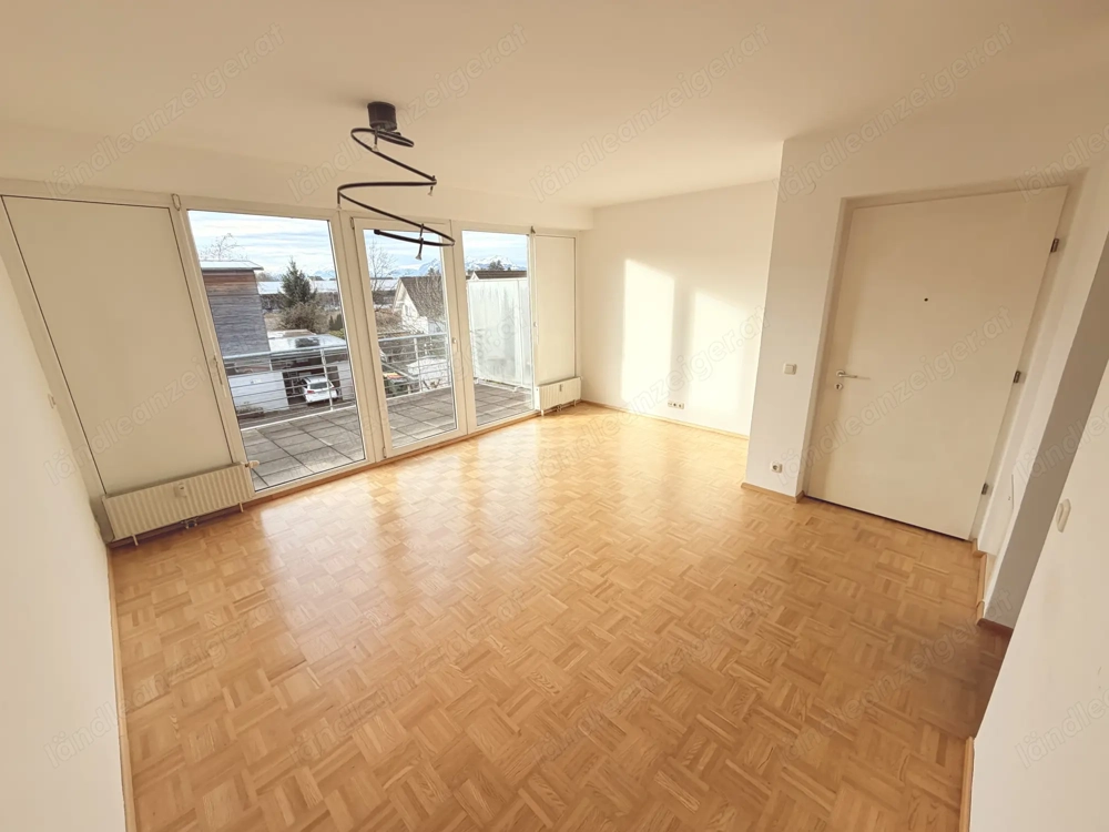Helle 2-Zimmer-Wohnung mit großer Terrasse & Tiefgarage   Dornbirn Schwefel