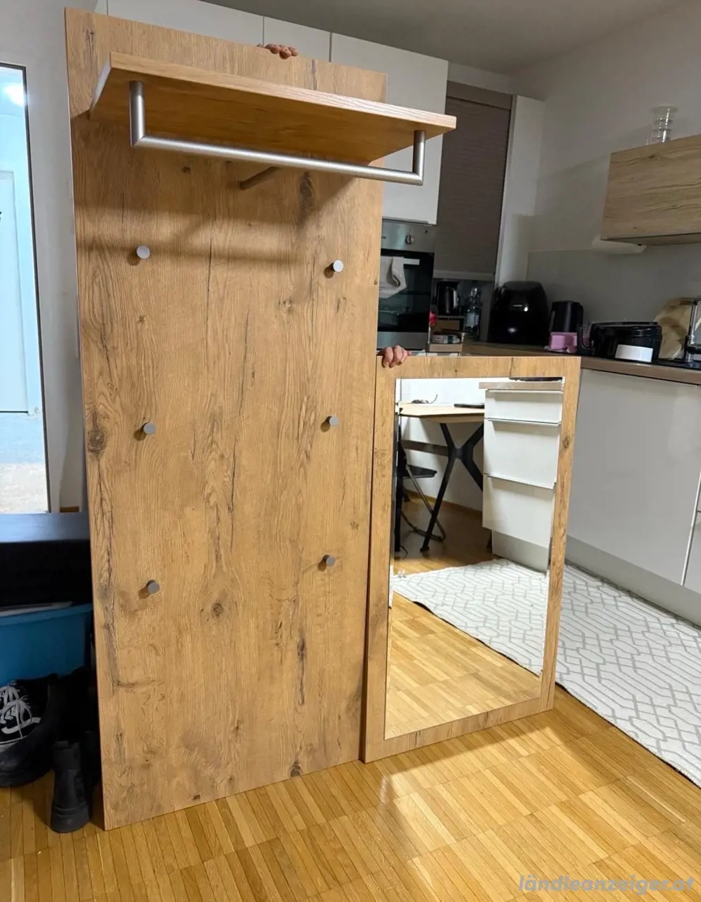 Garderobe mit Spiegel