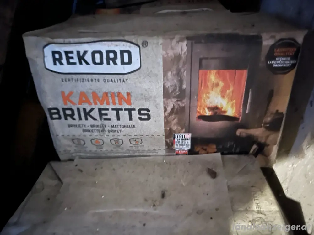 Kamin Briketts