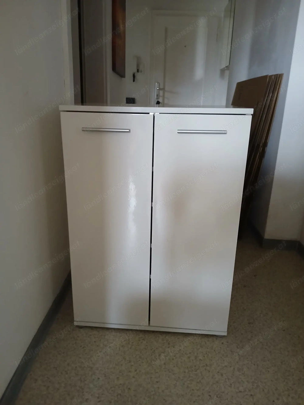 Kommode in Weiß und gutem Zustand