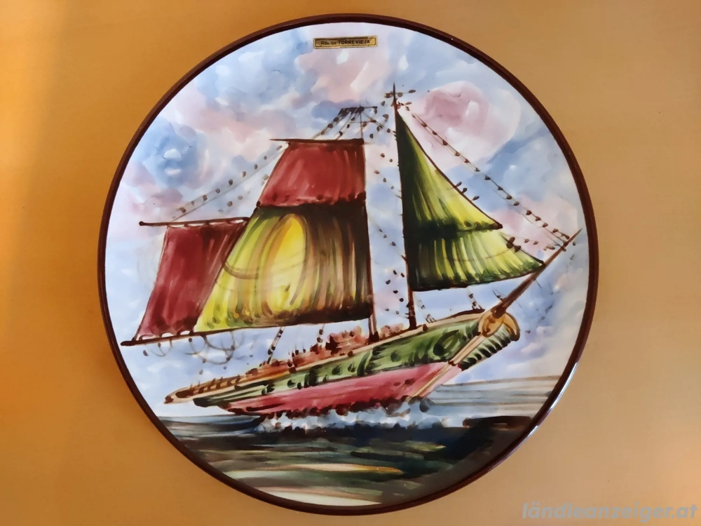 Handbemalter Teller TORREVIEJA