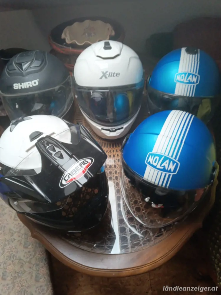 Sturzhelme & Tankrucksack ab 20 E 