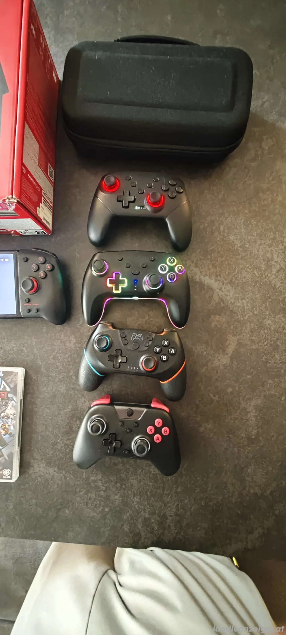 Nintendo Switch Oled neon