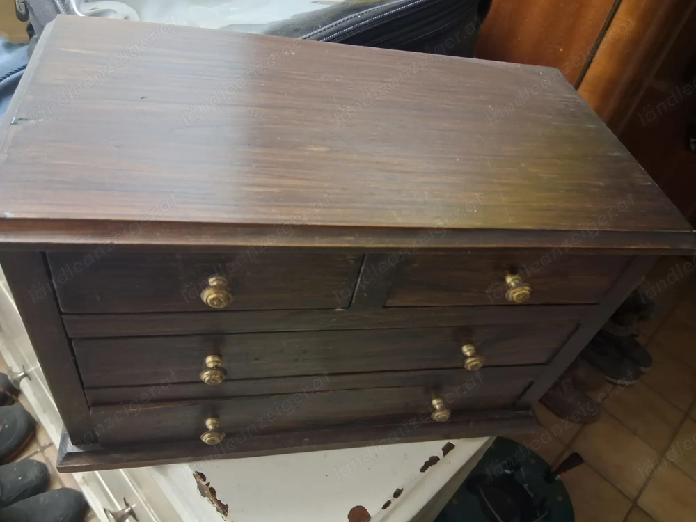 Schönes Schmuck Kästchen aus Holz