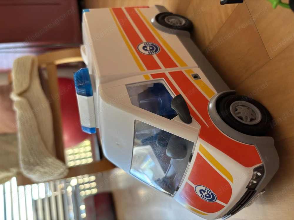 Playmobil Rettungswagen 