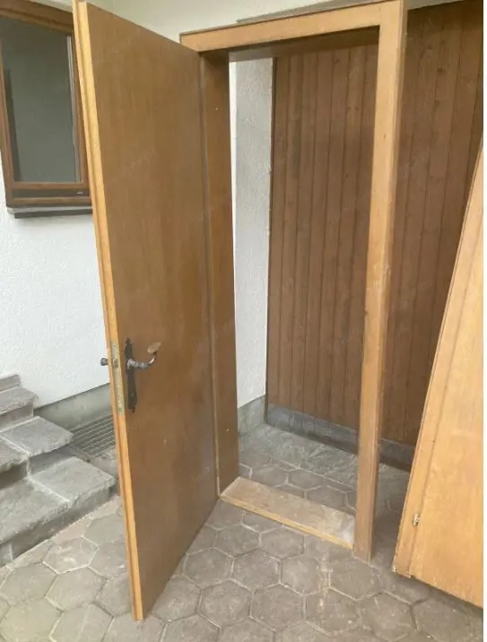 Holztüren, Türblatt mit Zargen ohne Rückblende, 2 x 70 cm Breite, 1x 60 cm Breite für 20cm Mauer