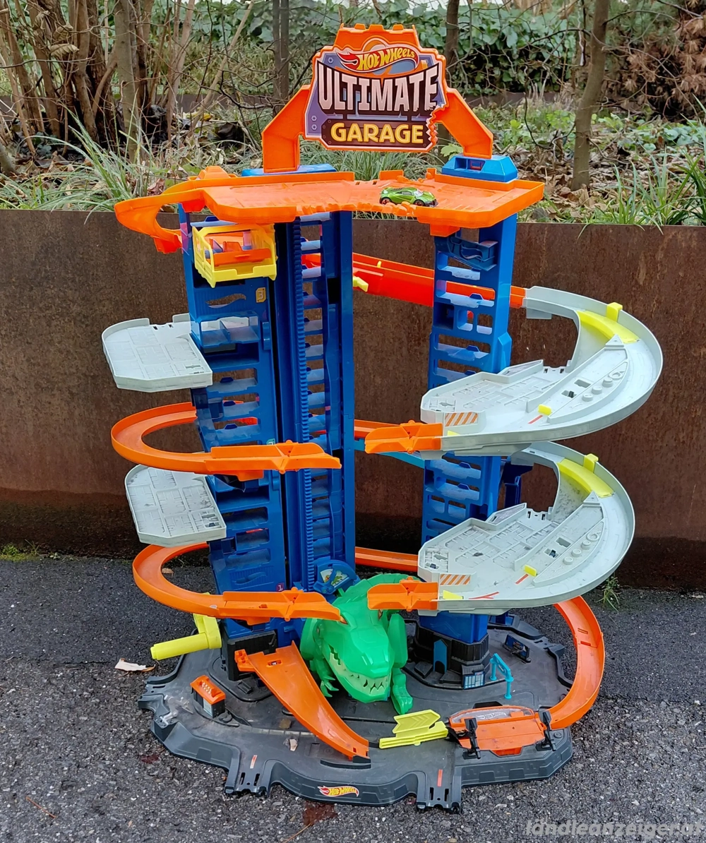 Hotwheels Ultimate Garage 