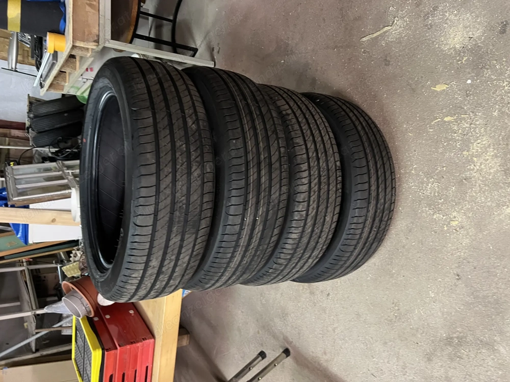 Sommerreifen  205 55 R19 Michelin NEU 