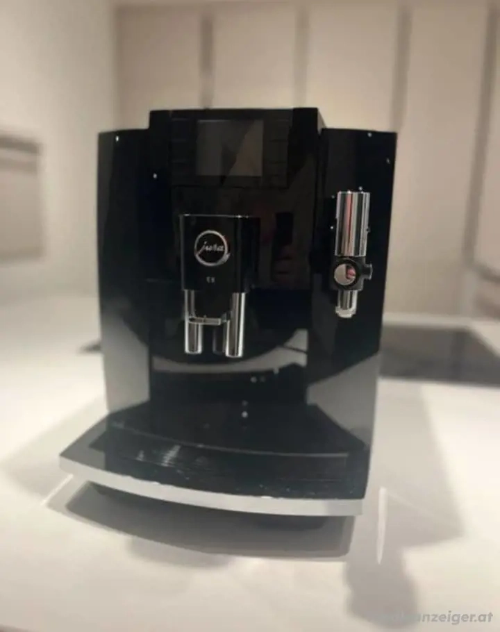 Jura E8 Kaffeemaschine 