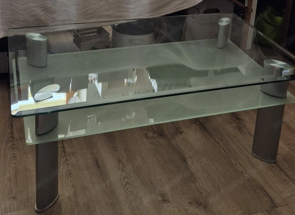 Wohnzimmertisch aus Glas