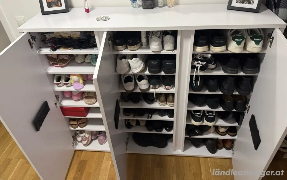 Schuhschrank