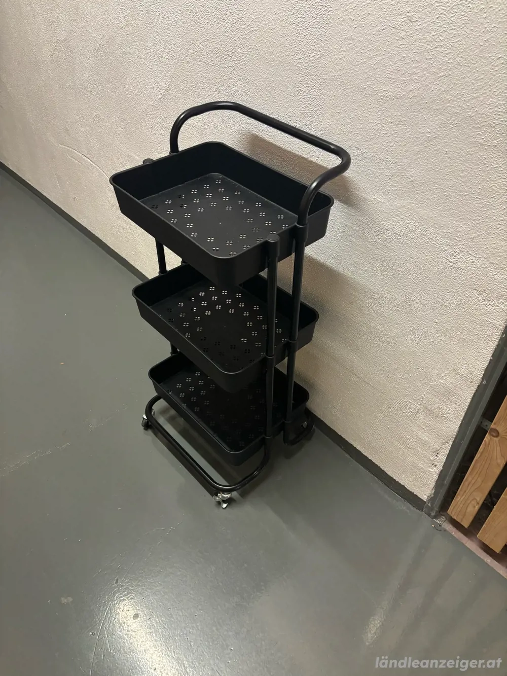 Roll Regal Kunststoff