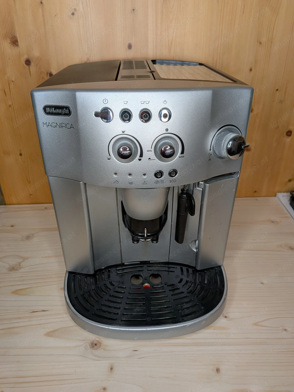Delonghi Kaffee Vollautomat ESAM 4200S