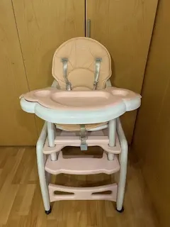 Kinderstuhl zum Essen