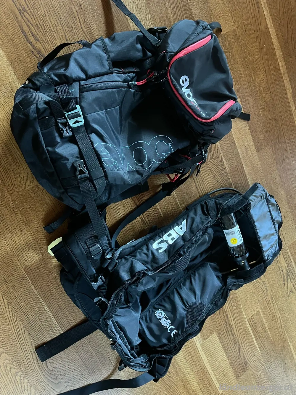 ABS Vario Base, mit Evoc Packsak