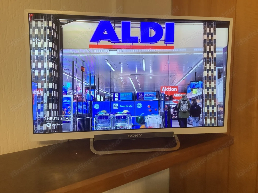 Sony Farbfernseher mit  Fernbedienung