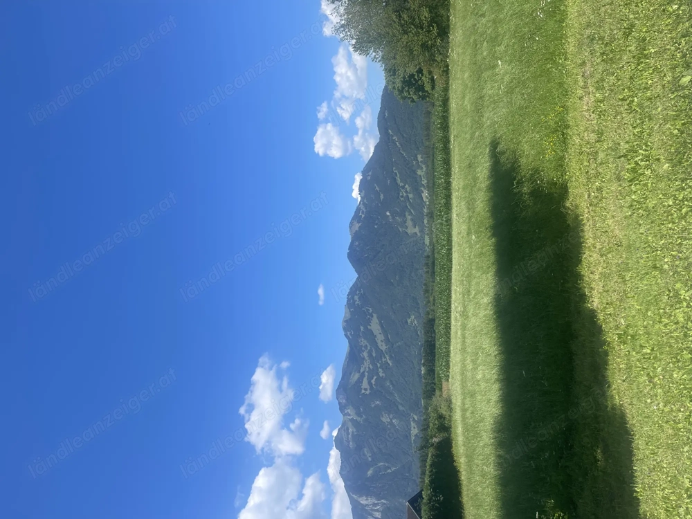 Lagerfläche Abstellplatz Lager Auto Bus scheune 