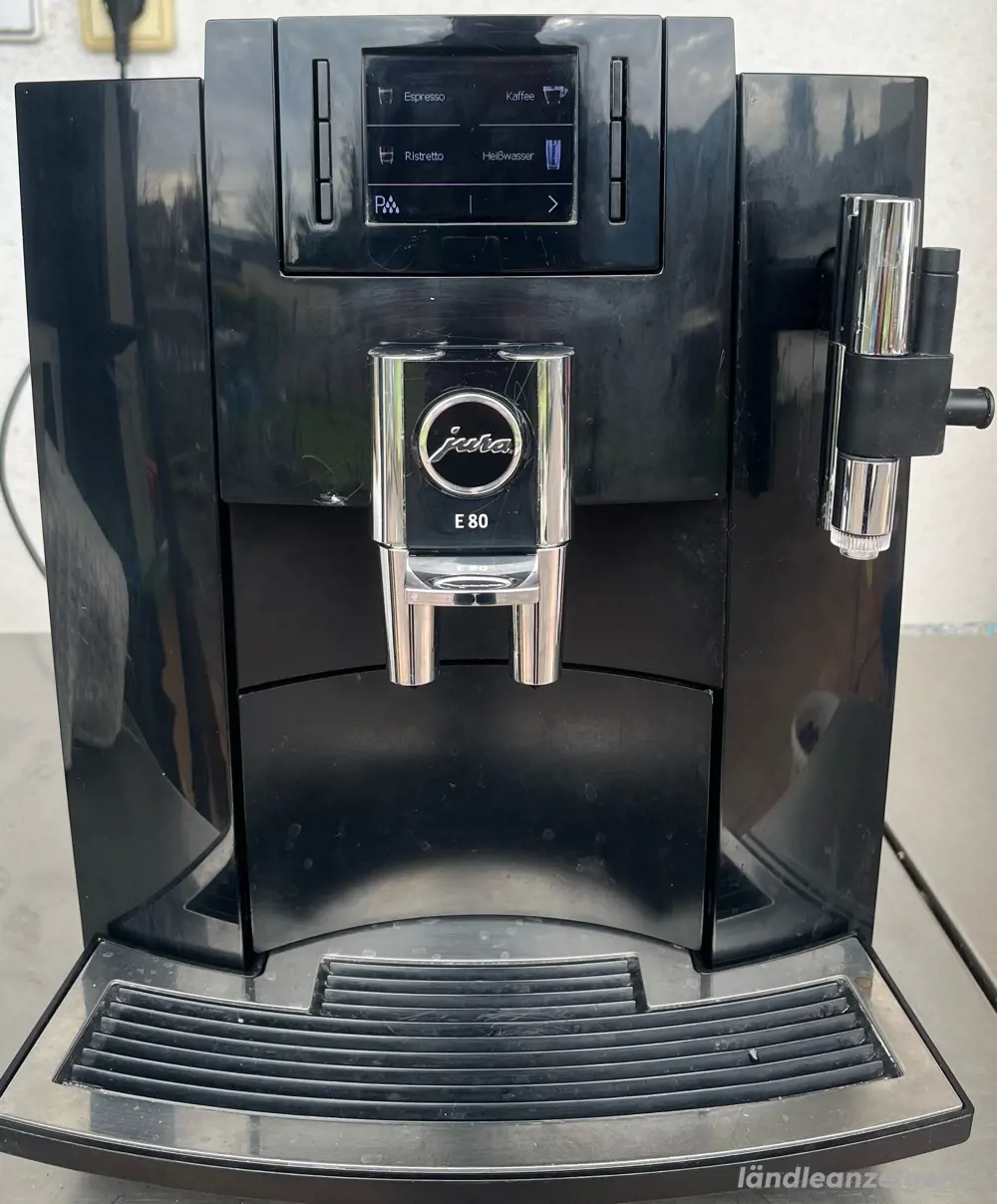 JURA E80 vollautomatisch Kaffeemschine