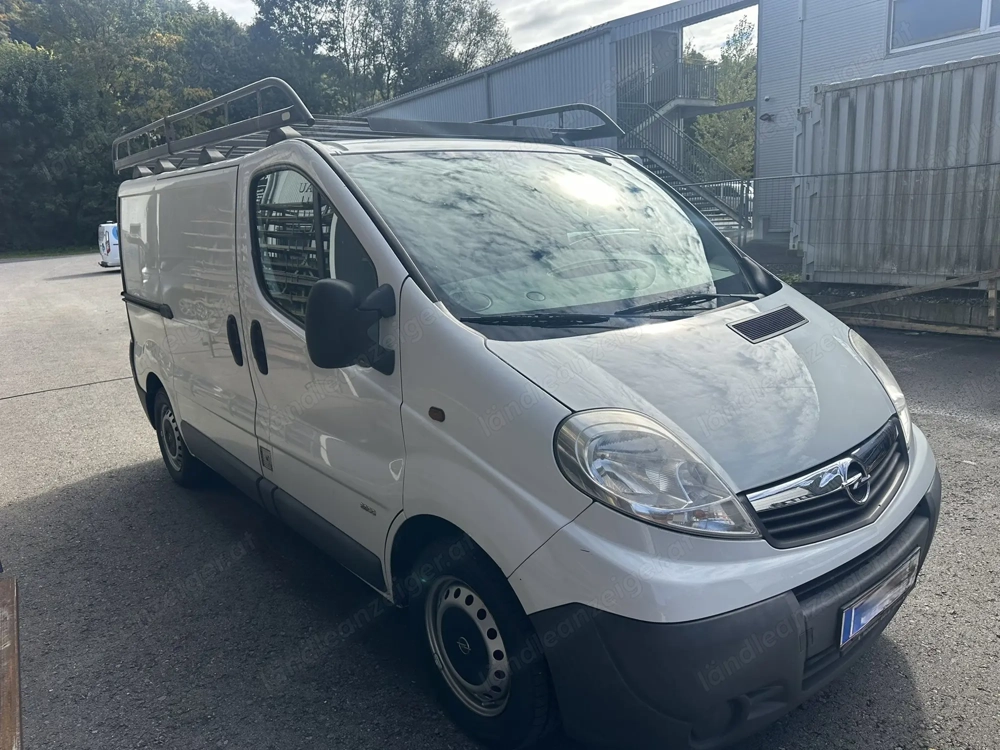 Opel Vivaro 2012