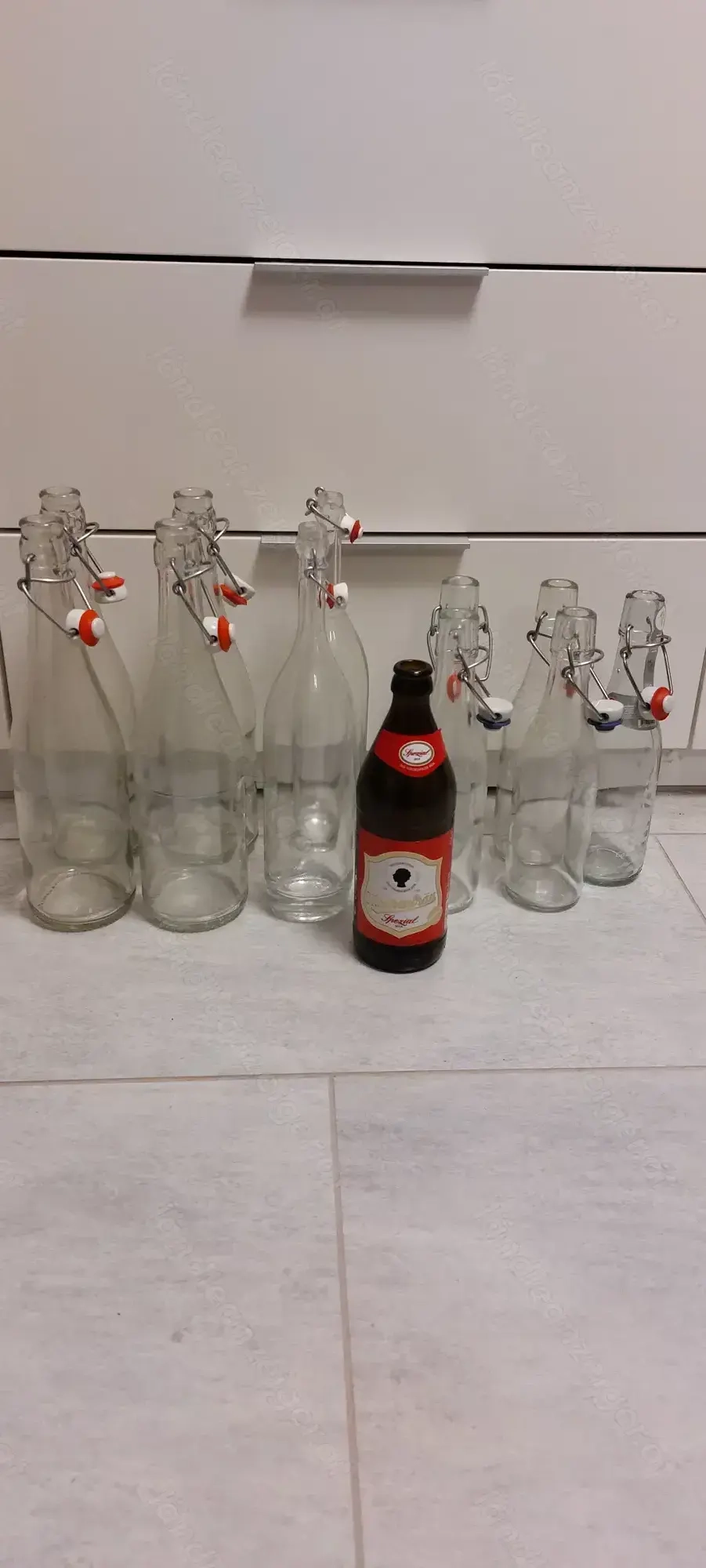 Wiederverschließbare Flaschen 