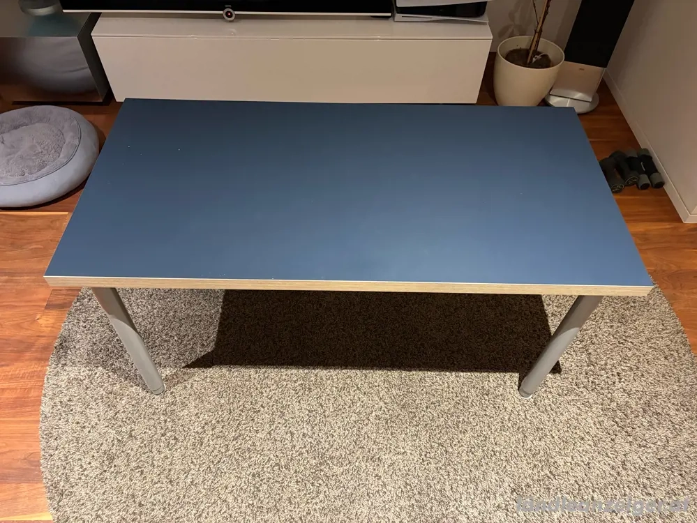 Ikea Kinder-Schreibtisch (Höhenverstellbar)