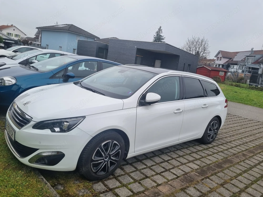 Peugeot 308 SW 1,2 e-THP 130 Allure, gebraucht