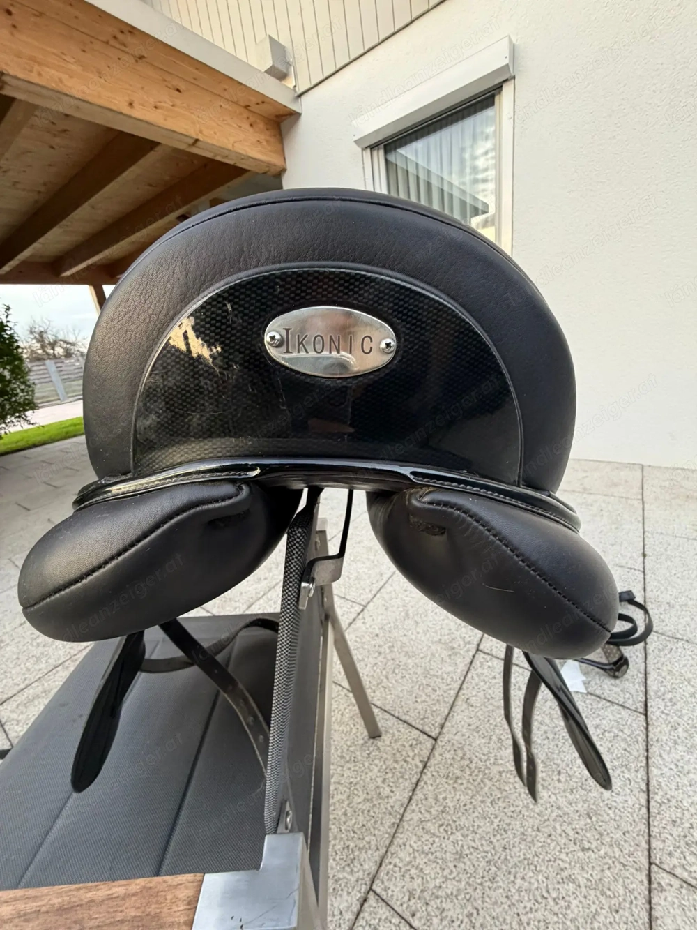 Dressursattel Ikonic Evolution Monoblatt 17"