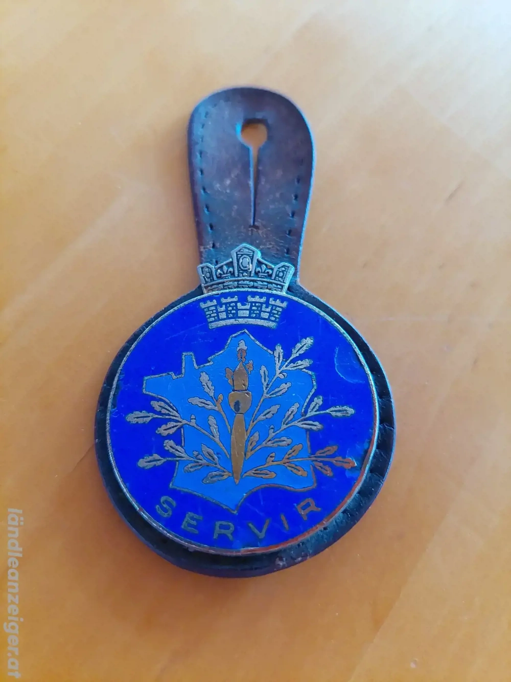 Alte Metall Anstecknadel 