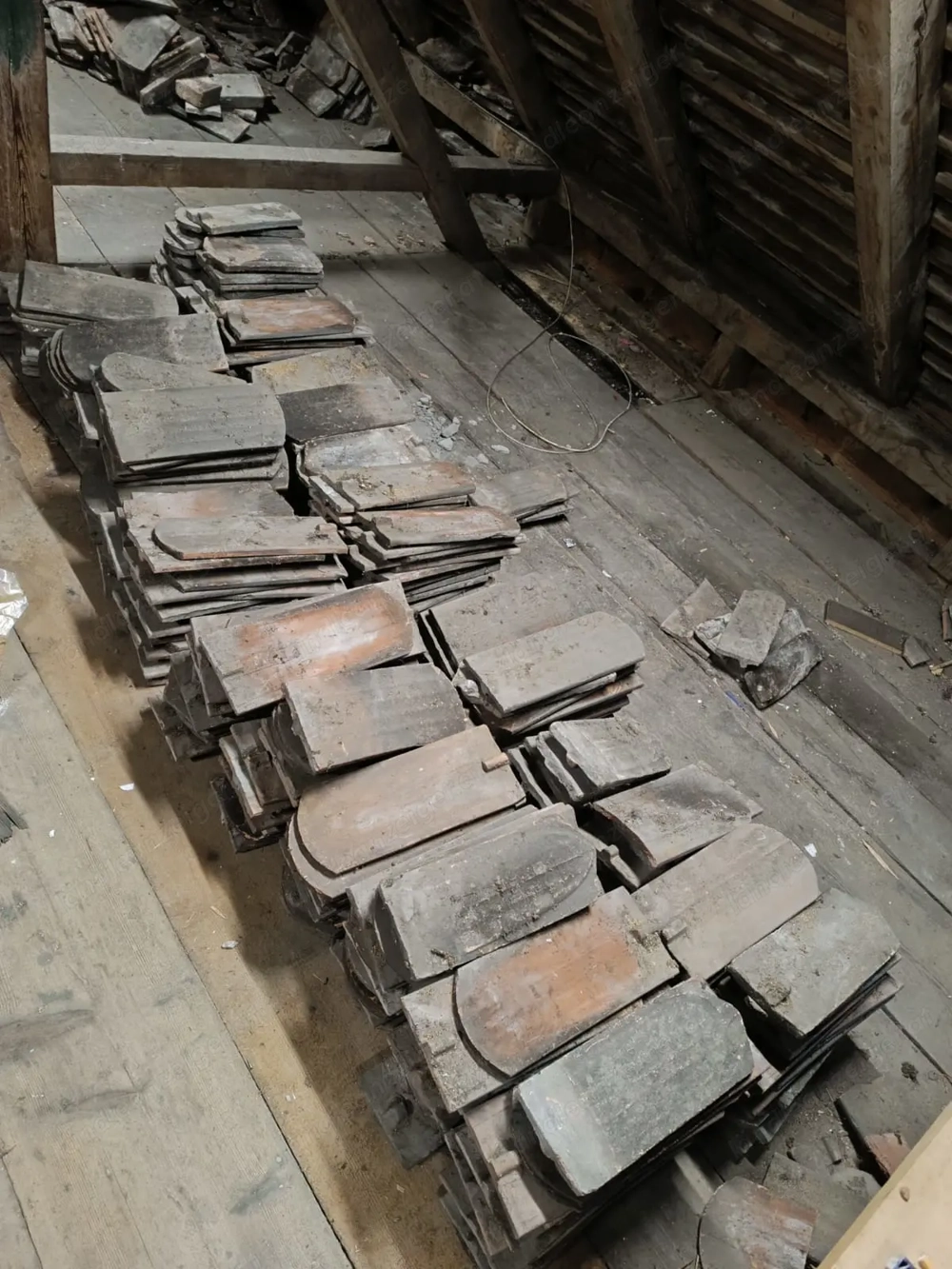 Dachziegel zu verschenken 