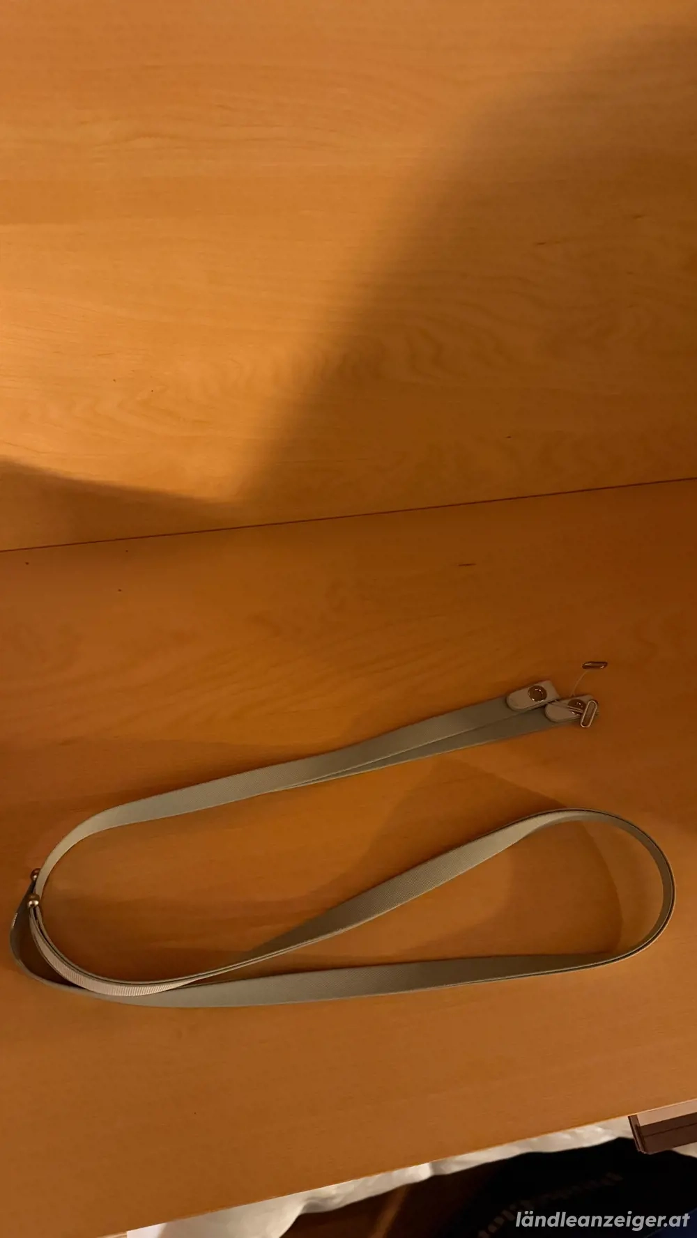 Apple Crossbody Band Handy iPhone Gurt Hellgrau