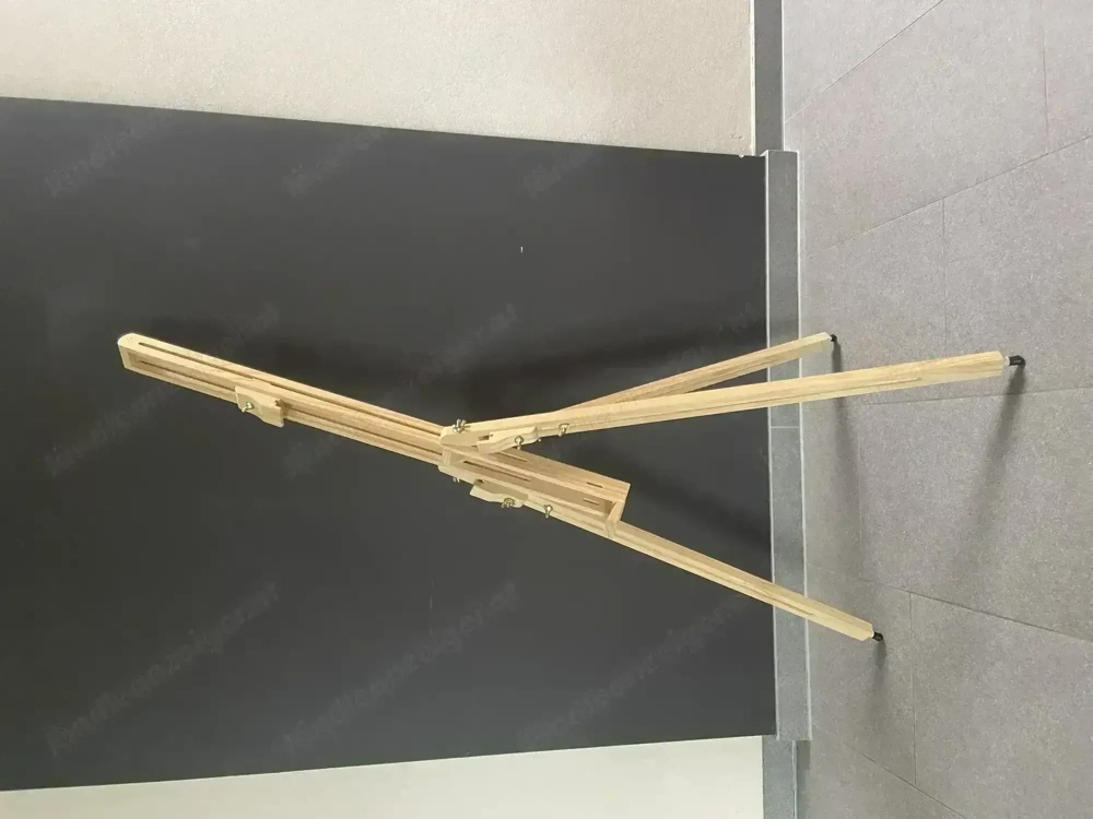 Staffelei -  Feldstaffelei aus Holz - NEU