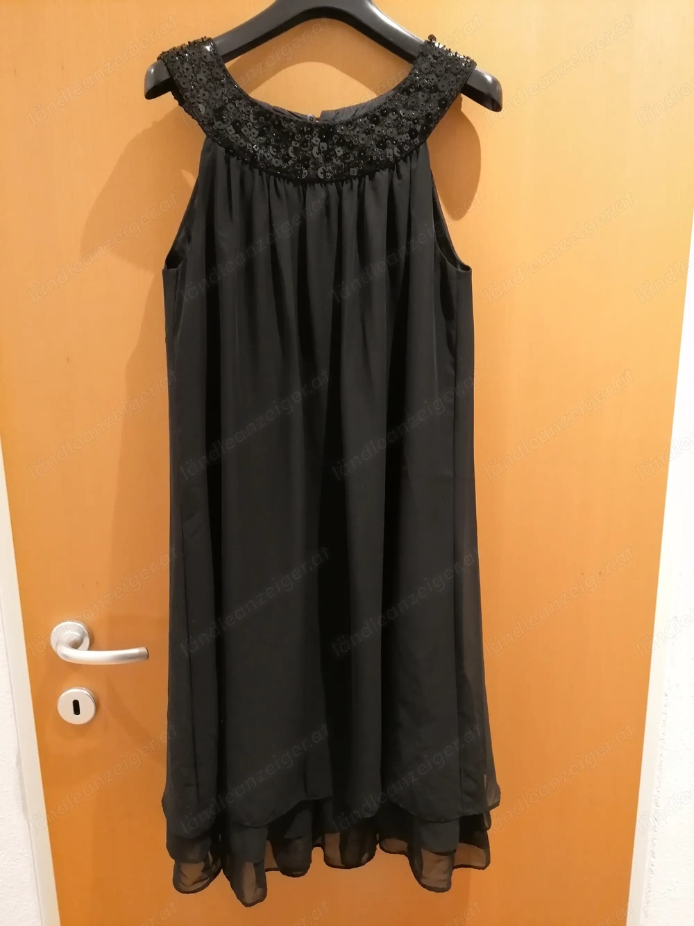 Cocktailkleid mit Pailletten