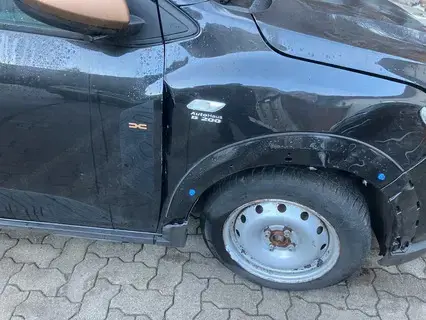 Unfallfahrzeug Dacia Jogger
